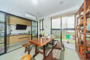 Xianlai Resident Homestay Hotel in Zhejiang
