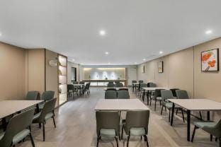 Haihao Hotel (Hangzhou Liangzhu Agricultural Products Logistics Center Store) Hotel in Hangzhou