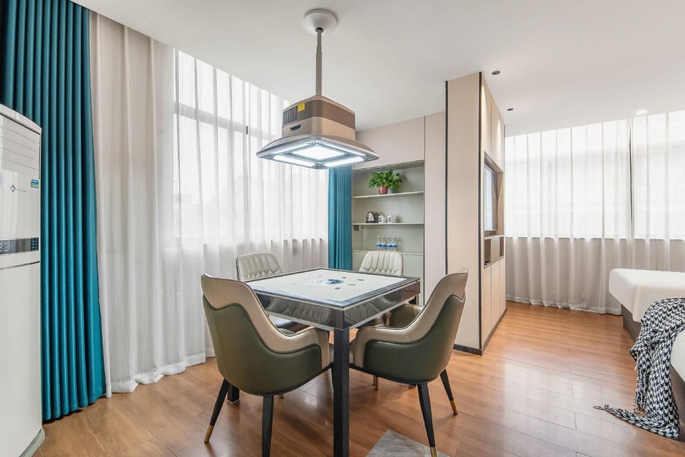 Jingyi Xueshi Boutique Hotel (Xietang Comprehensive Market Branch, Jindong District, Jinhua) Hotel in Hangzhou