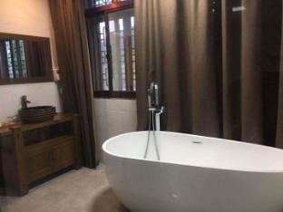 Yongjia Nanxi Qijun Homestay Hotel in Zhejiang