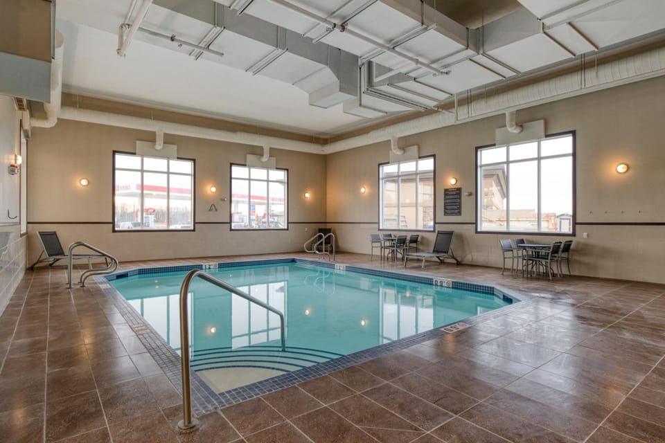 Best Western Plus Fox Creek Hotel in Alberta