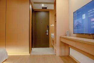 Yuanyu Hotel (Tongxie Road Metro Station Wuyue Plaza) Hotel in Hangzhou