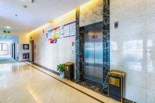 Hengdian Film and Television City Mingqing Residential Hotel Hotel in Zhejiang