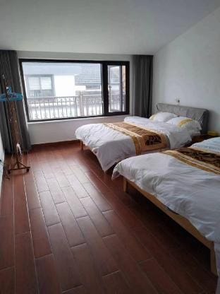 Jiangli Family Homestay Hotel in Shanghai