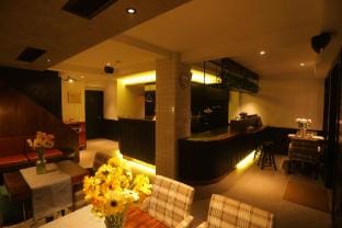 Xuanlan Xiaozhu Resort Homestay (Shangxiang Ancient Road Branch) Hotel in Hangzhou