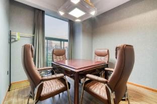 Meet · Enjoy Movie Hotel (Huzhou Yishang Street Branch) Hotel in Suzhou