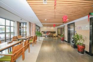 Pai Hotel (Shaoxing Xinchang Qixing Street) Hotel in Zhejiang