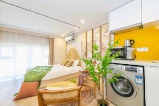 Jiangjiwu Cinema Apartment (Longmian Avenue Branch) Hotel in Nanjing