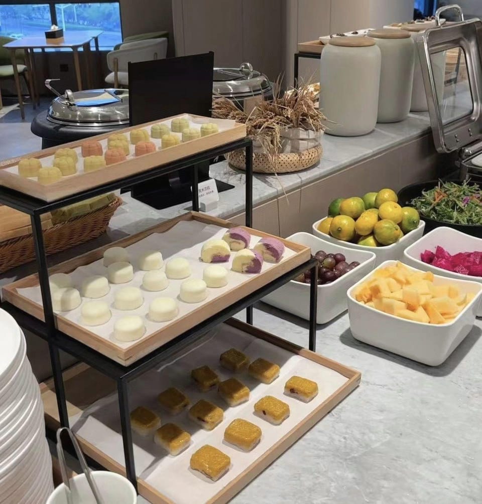 Magic House Smart Hotel (Shanghai Hutai Road Xingzhi Road Metro Station Branch) Hotel in Shanghai