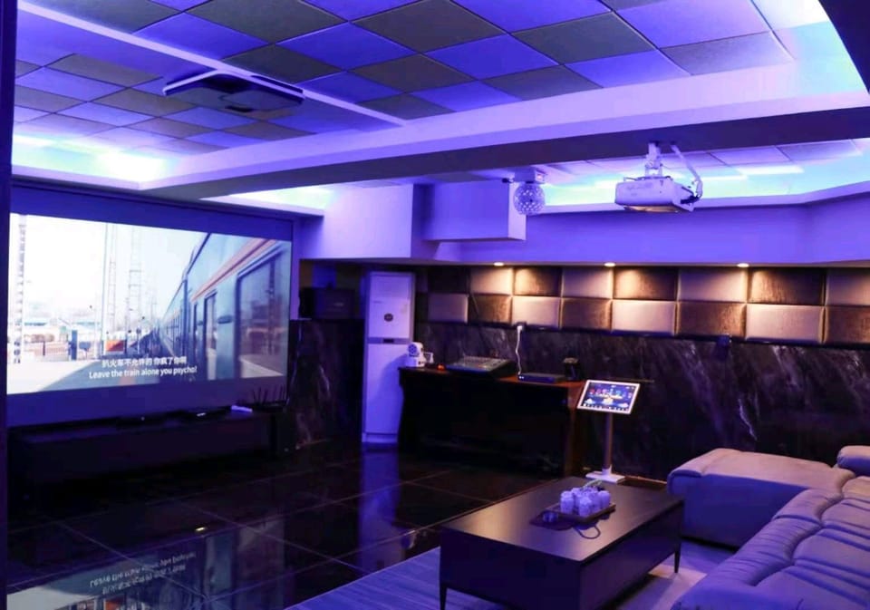 Youjia Cinema Homestay Hotel in Jiangsu