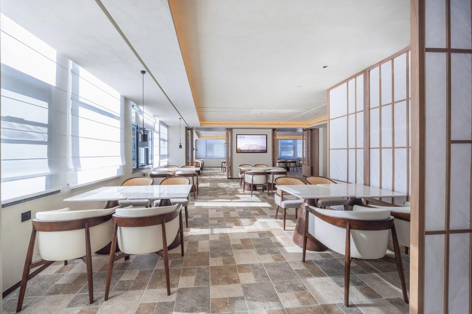 Atour Hotel, Huaguoshan Avenue, Lianyungang Government Affairs Center Hotel in Jiangsu