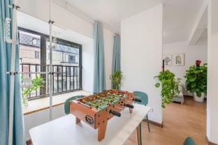 Lingang Dishui Lake Homestay (Lily Road No. 1 Branch) Hotel in Shanghai
