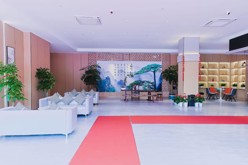 Cloud Light Boutique Hotel (Hezhuang Road Metro Station Branch) Hotel in Hangzhou