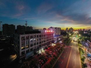 Cheng Xiaowo E-sports Hotel (Tianchang Electromechanical City Store) Hotel in Jiangsu
