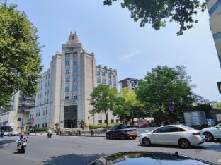 Yishe Hotel (Hangzhou Linping Yintai Department Store Branch) Hotel in Hangzhou