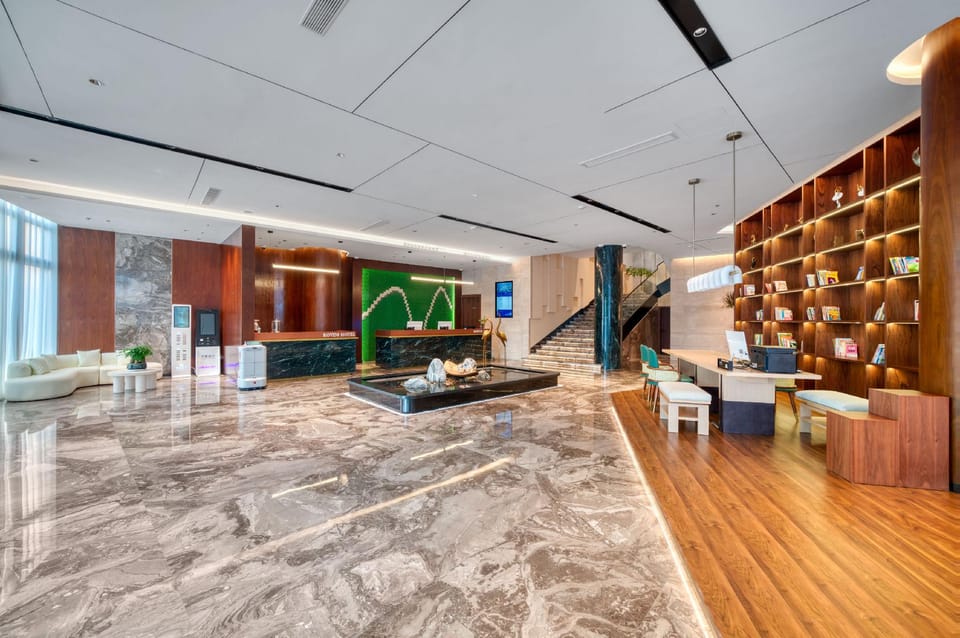 Rovinj Hotel (Shanghai Gongfu Xincun Metro Station Branch) Hotel in Shanghai