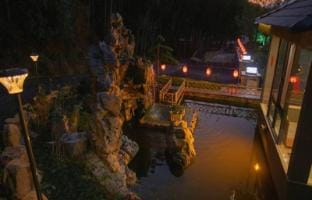 Walnut Bay Homestay Hotel in Hangzhou