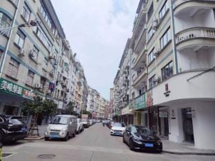Wuju Cinema Apartment Hotel (Sanlukou Shimao Plaza Branch) Hotel in Zhejiang