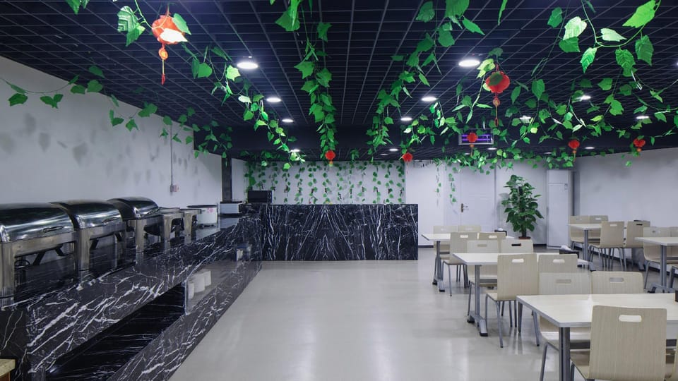 Nanjing Gaoshengge Hotel (Shenglonghui Jin Branch, International Expo Center) Hotel in Nanjing