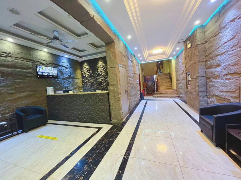 Marvel Esports Hotel (RT-Mart Store) Hotel in Hubei