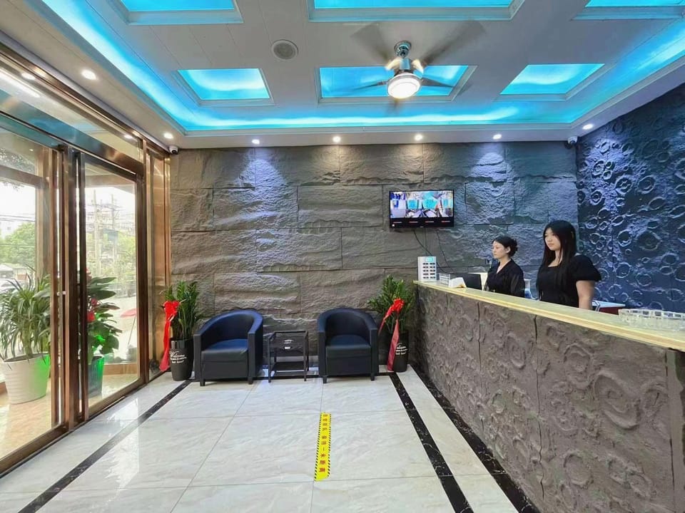 Marvel Esports Hotel (RT-Mart Store) Hotel in Hubei
