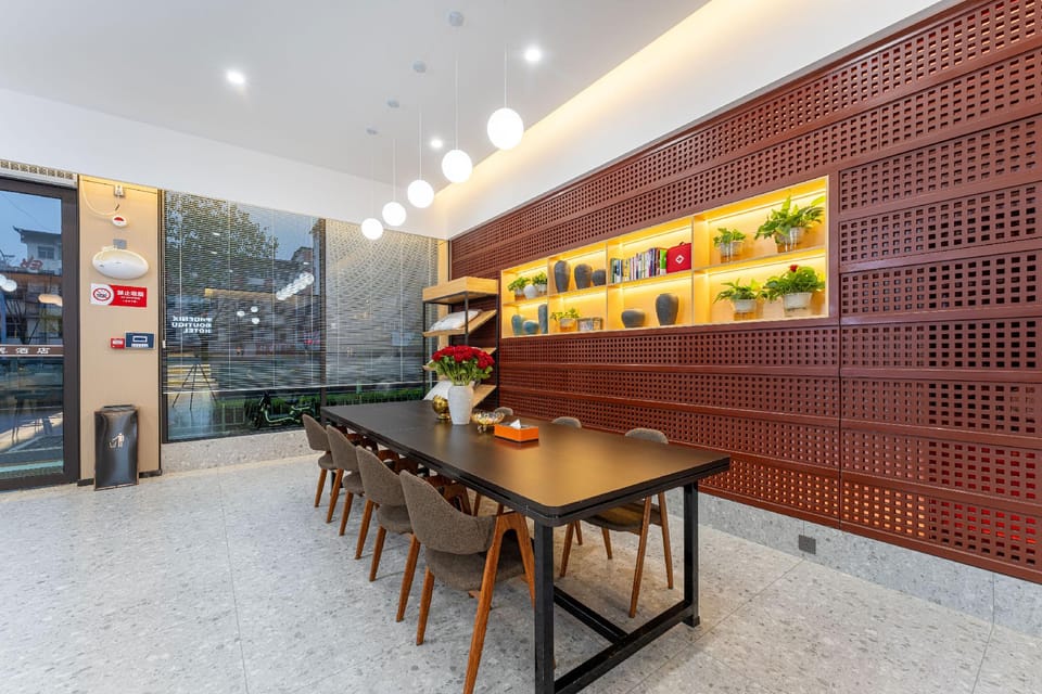 Phoenix Wing Boutique Hotel Hotel in China