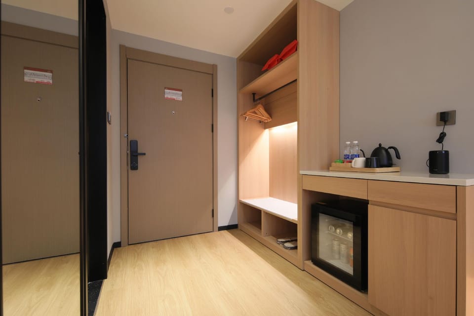 Hangzhou Shengwei International Hotel (Songcheng Branch, Xihu District) Hotel in Hangzhou