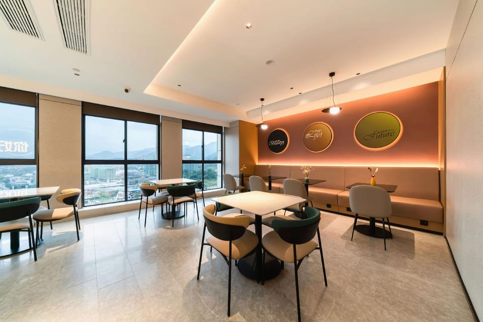 Heart in the Future Hotel (Hangzhou Fuyang Wildlife Park Branch) Hotel in Hangzhou