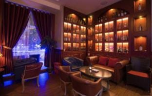 Big Tree Bear Esports Theme Hotel (Zhonglou Wuyue Plaza Branch) Hotel in Suzhou