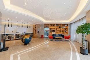 Kyriad Hotel (Huainan Wanda Plaza Longhu Park) Hotel in Jiangsu