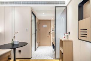 Moli Hotel (Hangzhou West Lake Hubin Qingchun Road) Hotel in Hangzhou