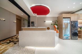 Moli Hotel (Hangzhou West Lake Hubin Qingchun Road) Hotel in Hangzhou