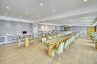 Victoria Grand Hotel (Yueqing Liushi Branch) Hotel in Zhejiang