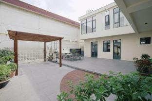 Yujian Xiangying Homestay Hotel in Jiangsu