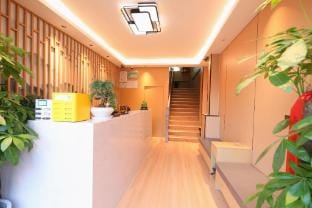 Binxin Hotel (Zhushan Road Kening Road Subway Station) Hotel in Nanjing