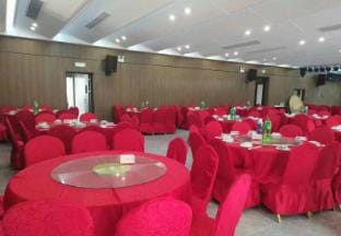 Xinjiang Lakeside Inn (High-Speed Rail Station Branch) Hotel in Zhejiang
