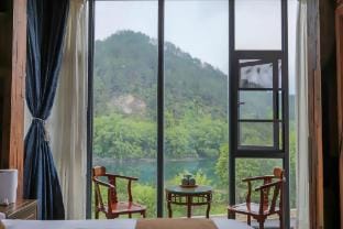 Lishui Riverside Cottage Accommodation Hotel in Zhejiang