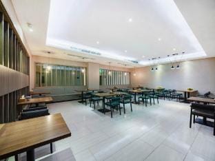 Jumuyuan E-sports Hotel (Oubei Shuangta Road Branch) Hotel in Zhejiang