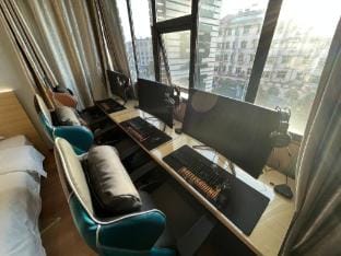 Houmingge E-Sports Business Hotel Hotel in Jiangsu