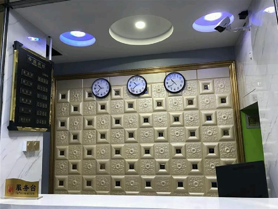 8 Degrees Theme Hotel Hotel in China