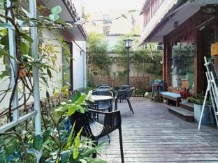 Habitat Music Board Game Homestay (Qingzhiwu Road No. 1 Branch) Hotel in Hangzhou