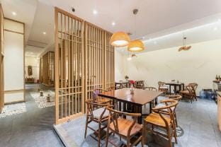 Hangzhou Xizi Ruoyin Guesthouse (West Lake Scenic Area Branch) Hotel in Hangzhou