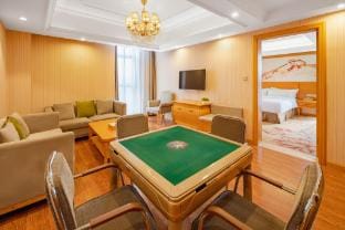 Vienna Hotel (Pizhou Youth East Road Branch) Hotel in Jiangsu