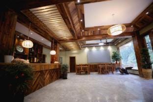 Yunhe Zhuyu Mountain Homestay (Chongzhang Section No. 1 Branch) Hotel in Zhejiang
