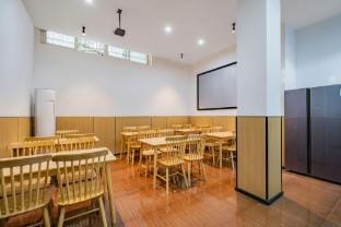 Baima Zhixiang Hotel (Quzhou International Finance Center Store) Hotel in Zhejiang