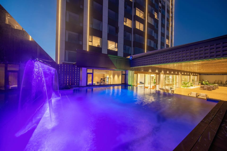 Glareer Hotel (Wenquan Road Food Street Branch) Hotel in Zhejiang