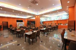 Weishan Berman Hotel (Kuiwen East Road) Hotel in Jiangsu