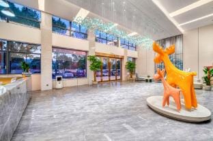 Yiku E-sports Hotel (Zhuji Diankou Luxiao Road Branch) Hotel in Hangzhou