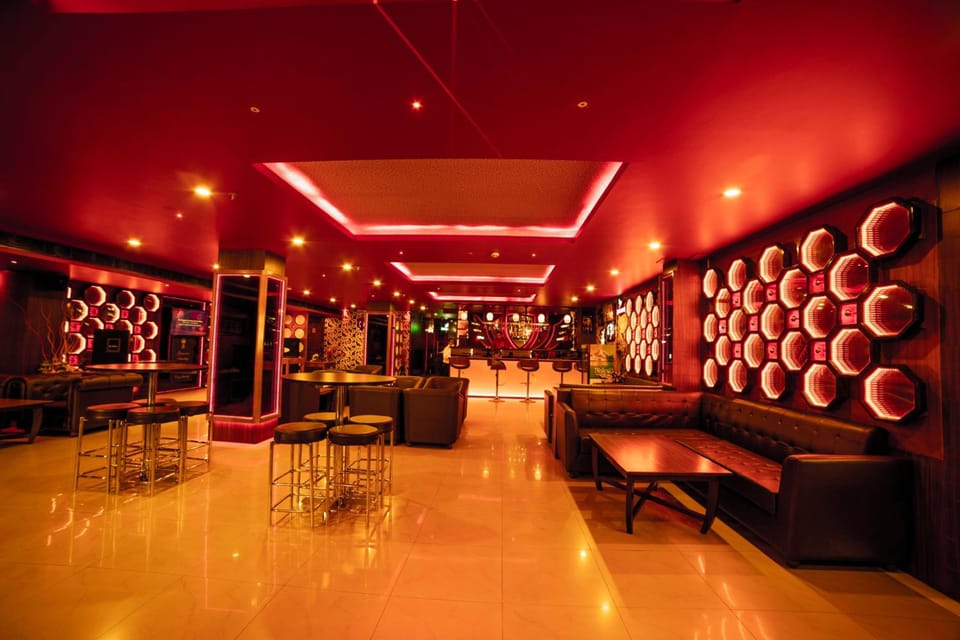 Bar/lounge
