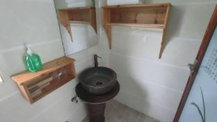 Kaihua Pinshui Liuyun Homestay Hotel in Zhejiang